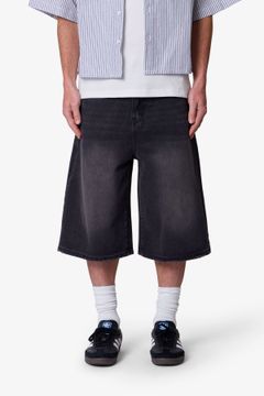 MNML|ULTRA BAGGY DENIM SHORTS