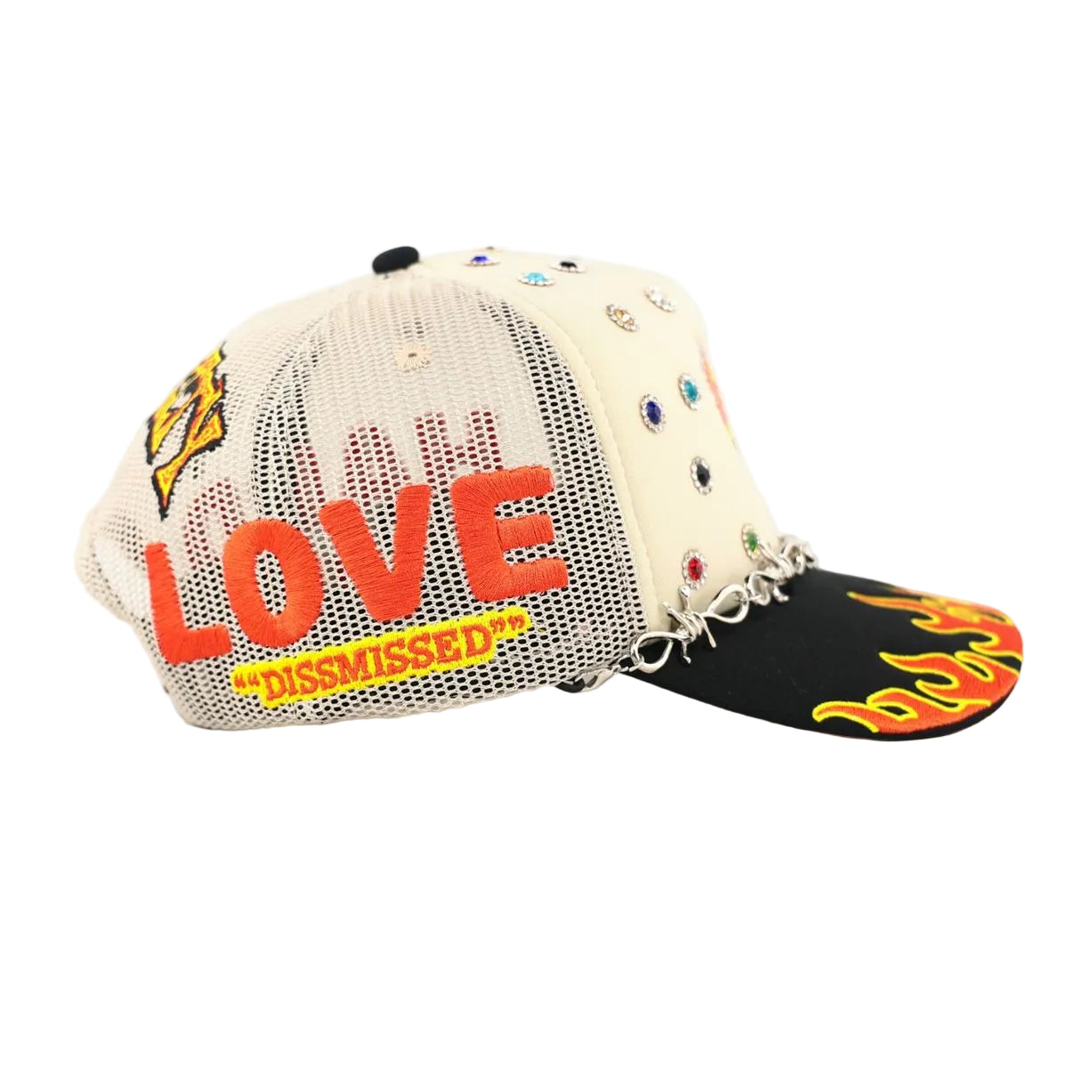 TWELVE33| LOVE HARD TRUCKER OFF WHITE