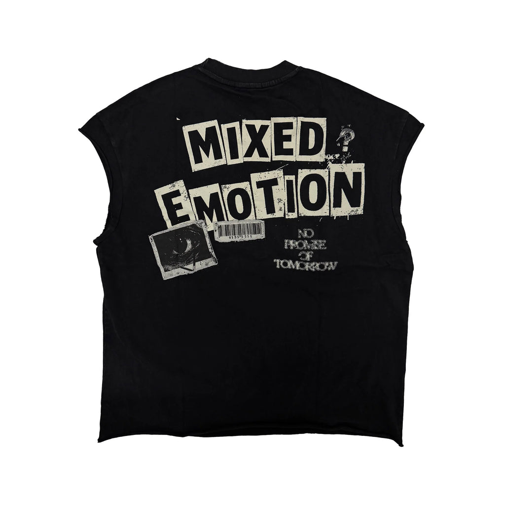 MIXED EMOTION| NEWS PAPER SLEEVELESS TEE